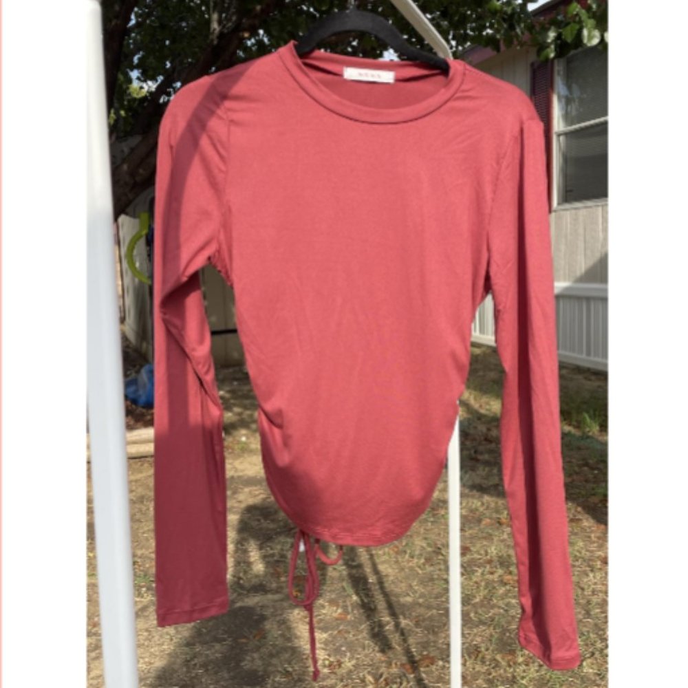 WINWIN Pink Open Back Cropped Long-Sleeve Top Womens Large (FITS AS SIZE SMALL)